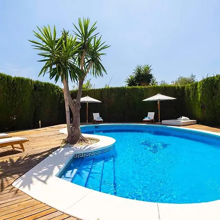 Felice , Fantastic Villa, 8 Min - & Puerto Banous, Villa Marbella