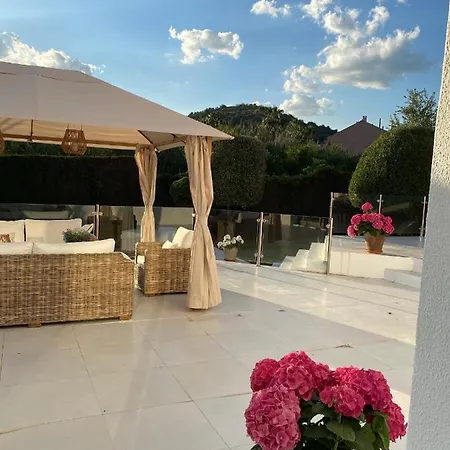 Villa Felice , Fantastic Villa, 8 Min - & Puerto Banous,